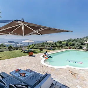 chateau-la-siroque.it-tuscanyhotel.com/