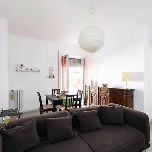 Casa Vacanze Nonna Elena Rome